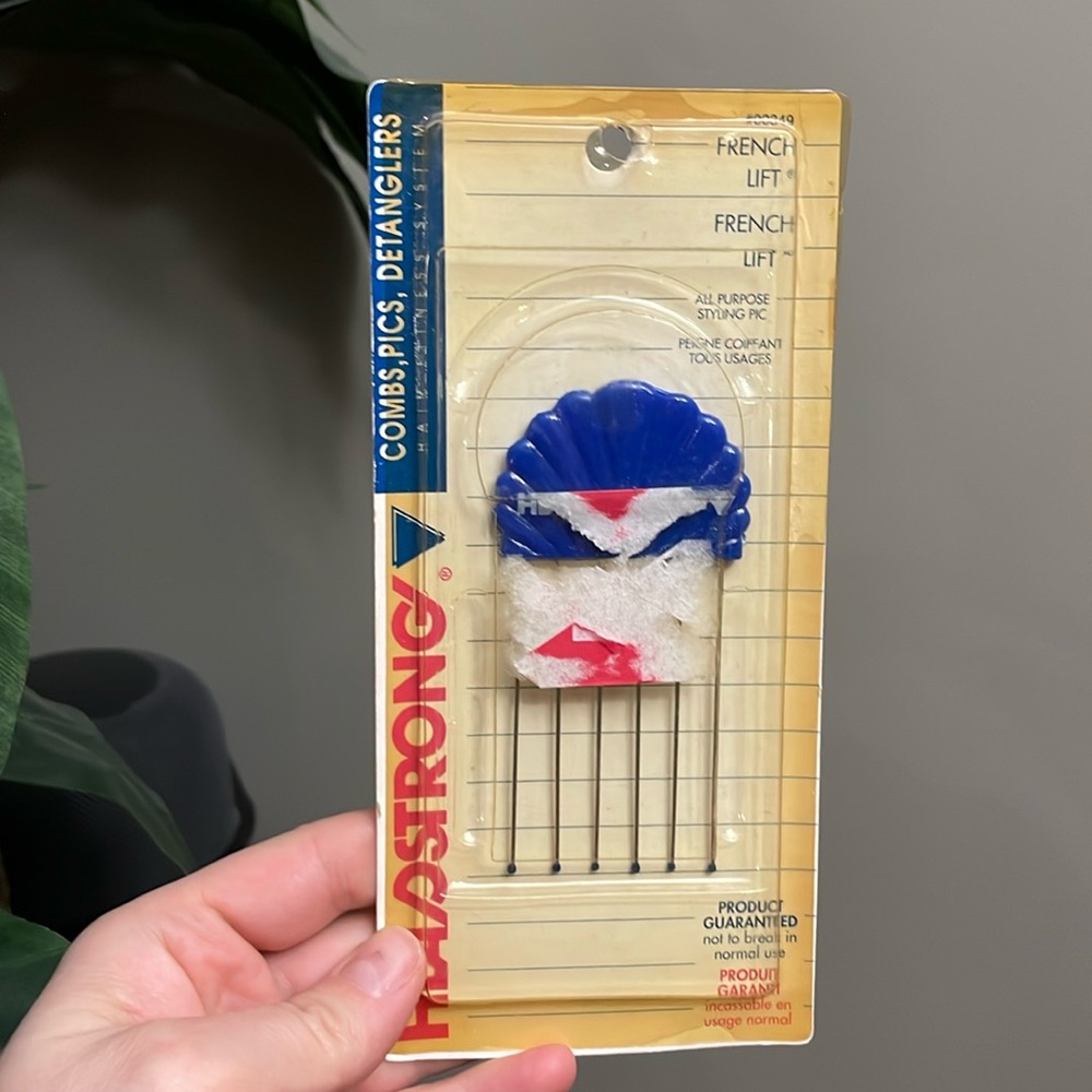 Vintage 1980 Headstrong French Lift Comb Pics Detanglers All Purpose Styling Pic